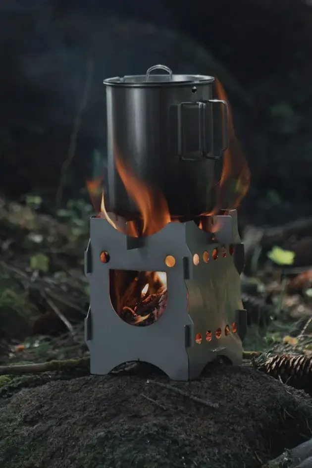 Travel stoves